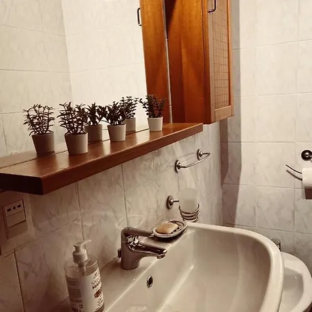 1727 La Via Degli Dei Couette-café